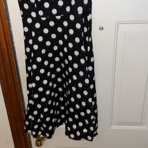 DRESS HAS NO TAG CAME FROM  SAKS OFF 5th - Picture 3 of 4